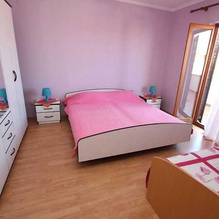 Apartment Sandi Vrsar Εξωτερικό φωτογραφία