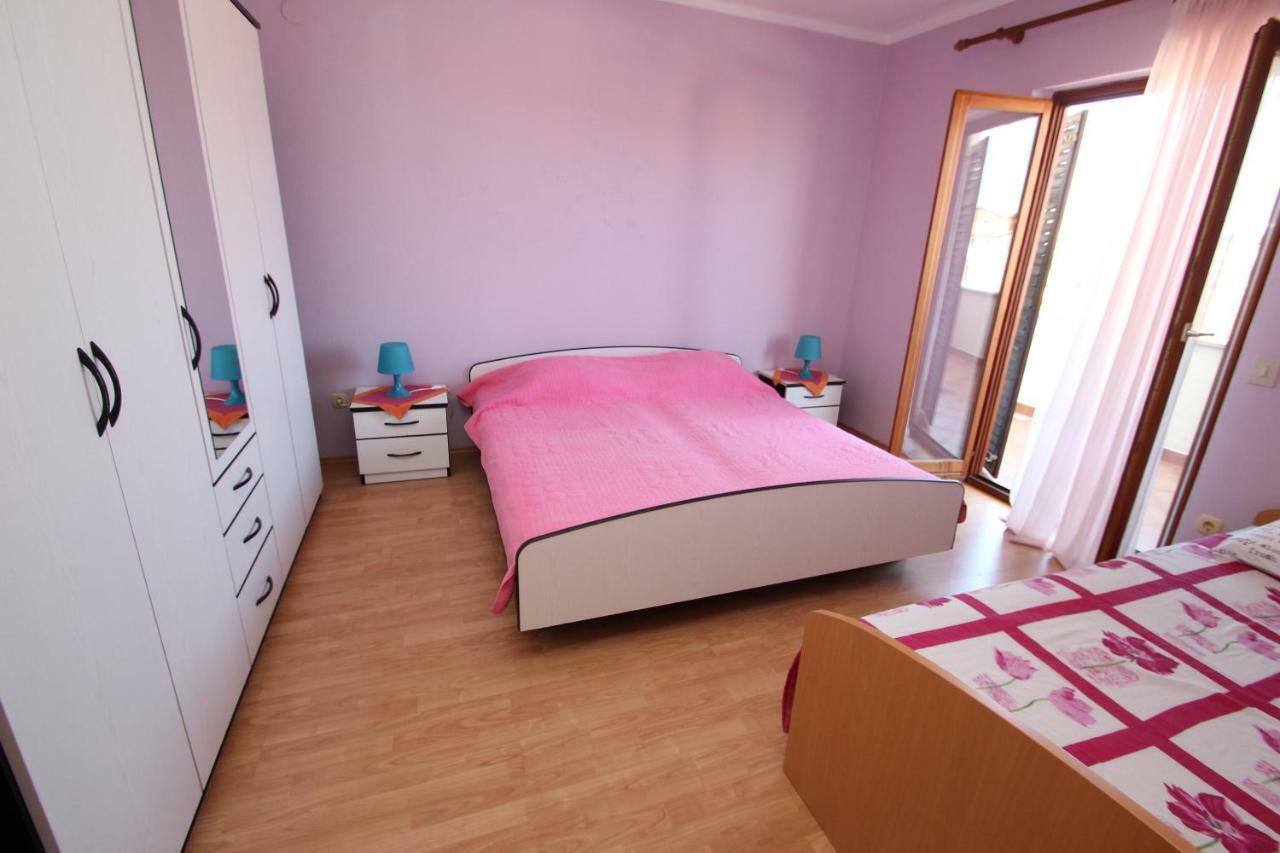 Apartment Sandi Vrsar Εξωτερικό φωτογραφία